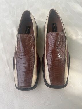 Stacy Adams Brown & Cream Genuine snake and leather upperTexture Slip-On Loafers
